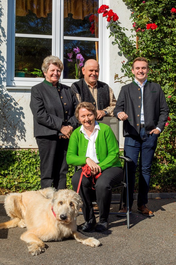 &copy; Hotel zum Hirschen Lam, dreifoto