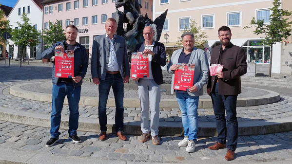 &copy; Plakatvorstellung St&auml;dtedreieckslauf; Carmen Ehbauer