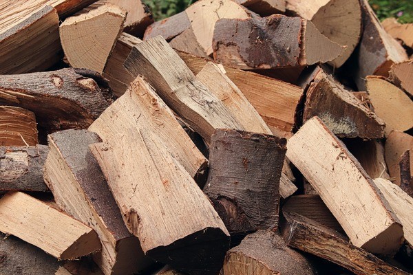 Holz, Holzscheite, &copy; Symbolbild: pixabay