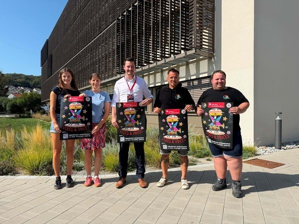 &copy; Landrat Christian Schindler l&auml;dt gemeinsam mit den Organisatoren des Kreisjugendrings zum Bandcontest Vibes & Voices 2026 ein; Pressestelle Lk Cham