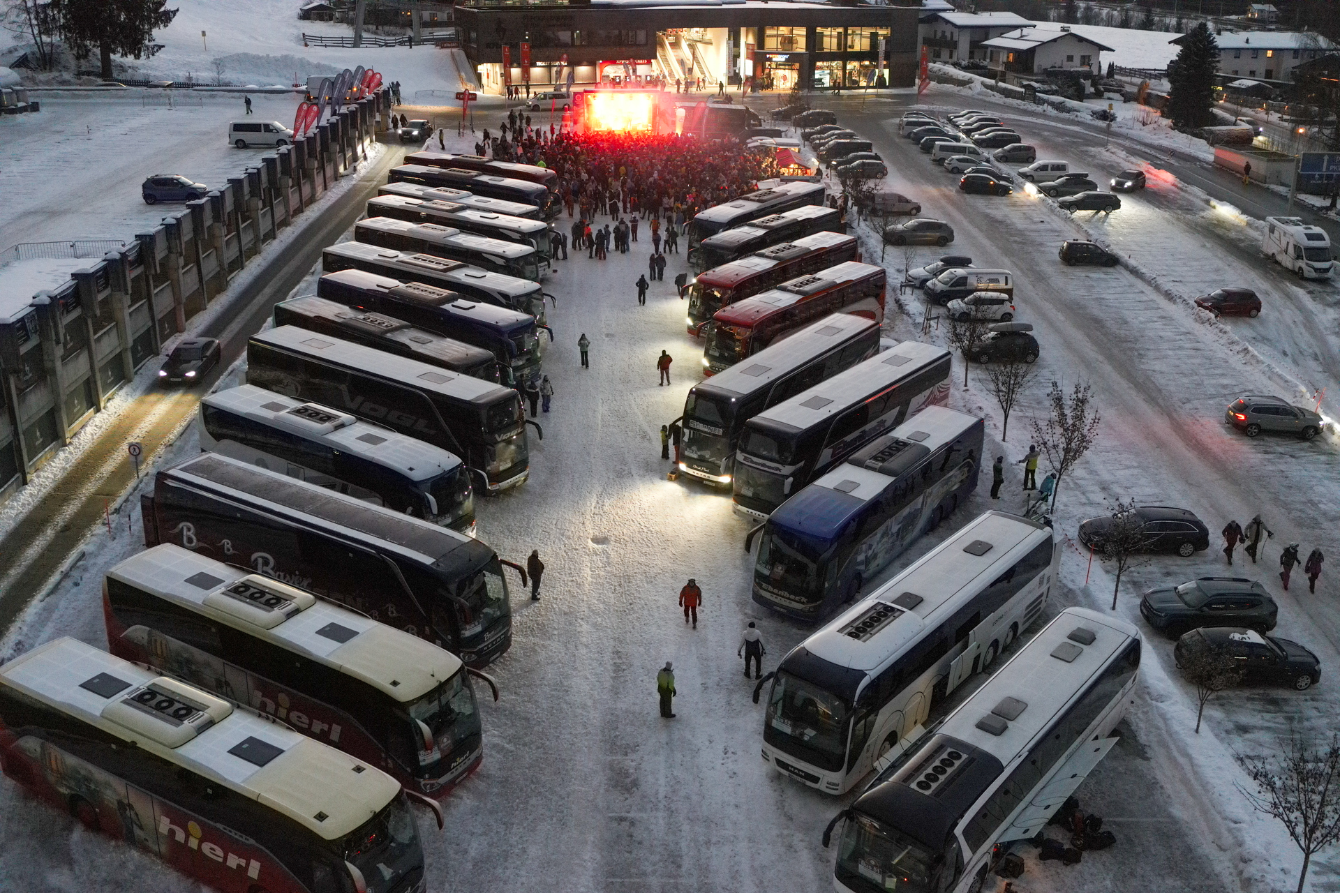 charivari, Tagesskifahrt, 2025